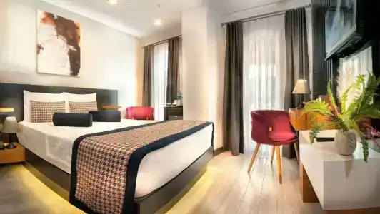 La Vita Suites - 30