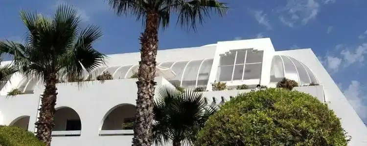 Royal Azur - 16