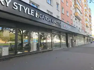 Итонхаус Отел - 4
