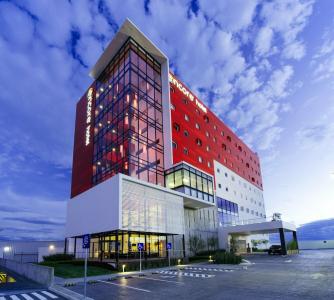 Ramada Encore by Wyndham Queretaro - 9