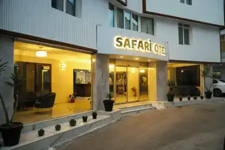 Safari - 3