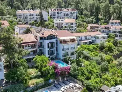 Mykonut Boutique - 9