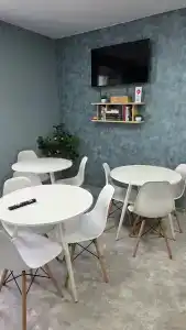 В центре - 11