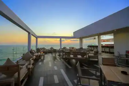 Pandanus Beach Resort & Spa - 56
