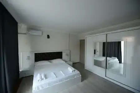 Aristocrat Batumi - 3