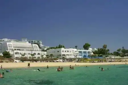 Royal Azur - 18