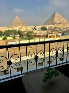 Pyramids View Inn - 0