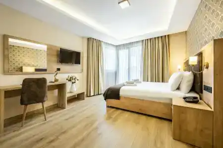 Emin Palace - 36