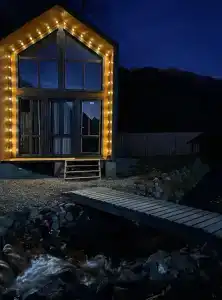 Alan House - 28