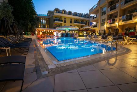 Club Karakas Apart Otel - 46