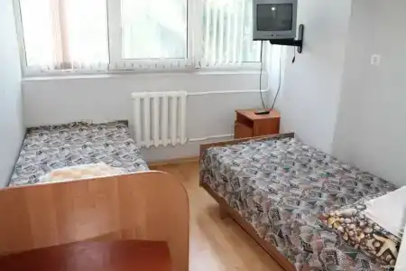 Нефтяник - 42