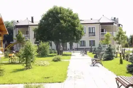 Солнечный - 62