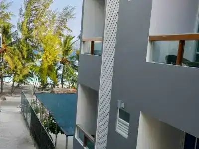 Coconut Tree Hulhuvilla Beach - 11