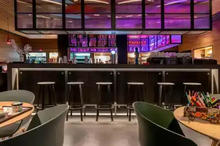 Moxy Frankfurt Airport - 50