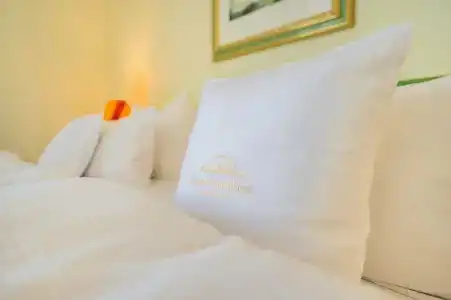 Rugard Thermal Strandhotel - 8