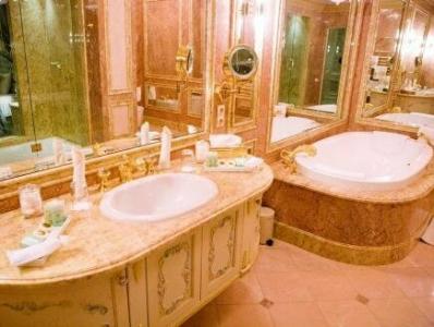 Royal Casino Spa & Resort - 23