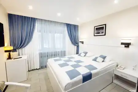 Морган на Красноармейском - 79