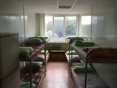 Уровень + - 20