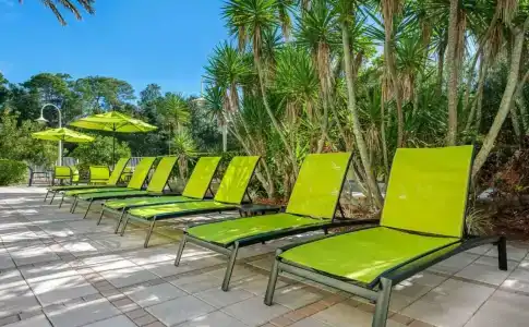 Comfort Suites Maingate East - 23