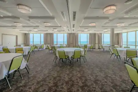 Holiday Inn & Suites North Beach, An Ihg - 23