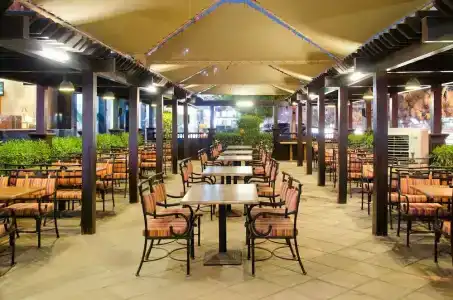 Avenue Dubai - 35