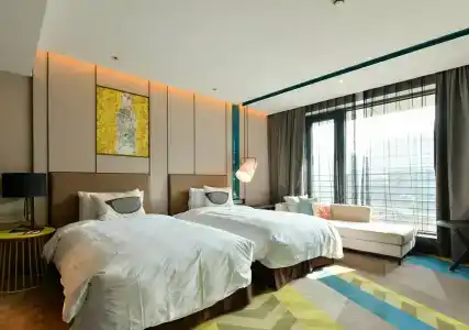 MiniMax Premier Shanghai Hongqiao - 2