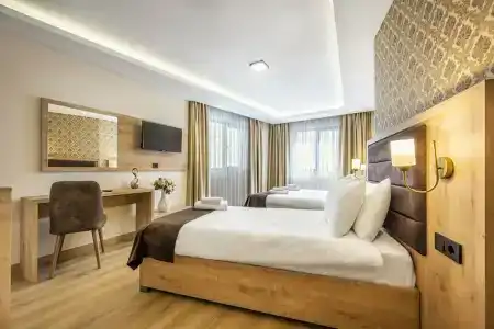 Emin Palace - 29