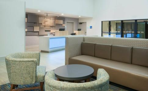 Holiday Inn Express & Suites - Nearest Universal Orlando, an IHG - 37