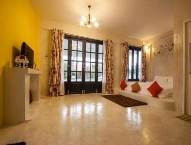 Laemsing Whitehouse - 8