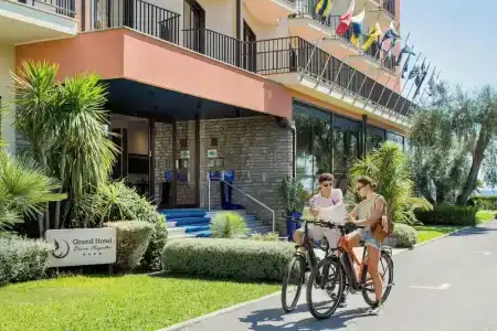 Grand Diana Majestic - 15