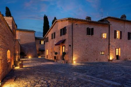 Castello di Leonina Adults Only - 18