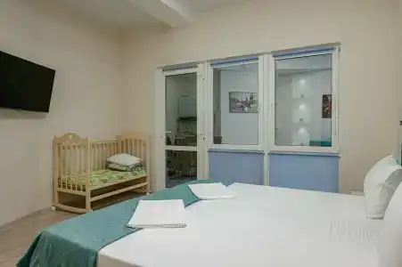 на Боткинской 2в - 8