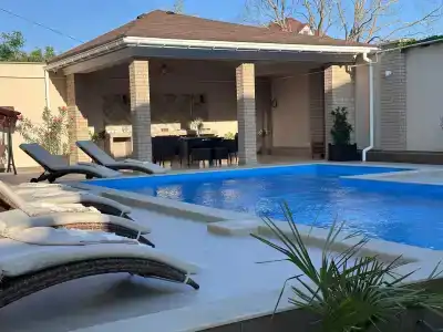 Vivanta - 0