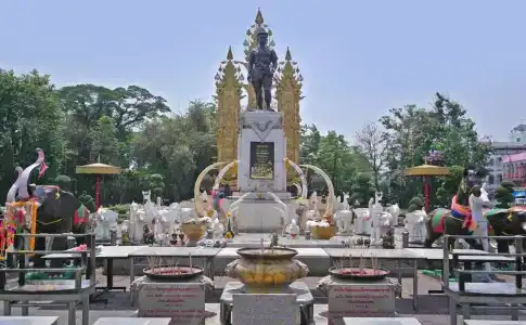 Golden Triangle Palace - 14