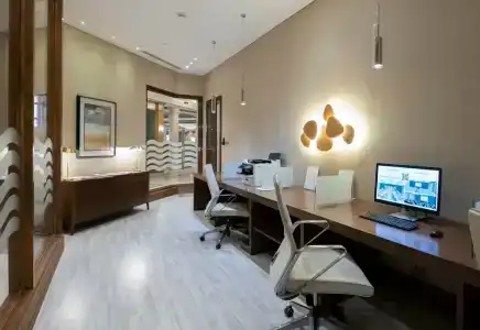 Crowne Plaza - 22