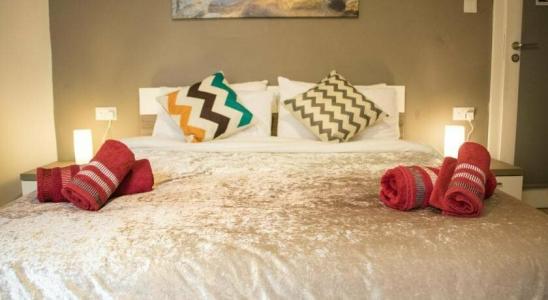 Luxury Circle Suites - 32