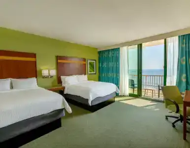 Holiday Inn & Suites North Beach, An Ihg - 7