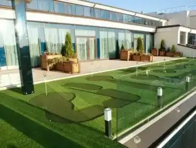 Royal Casino Spa & Resort - 3