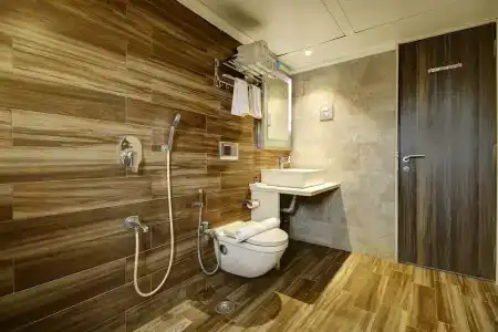 Mumbai House-Juhu - 17
