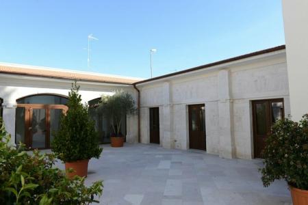 Domus Antiqua Residence - 16
