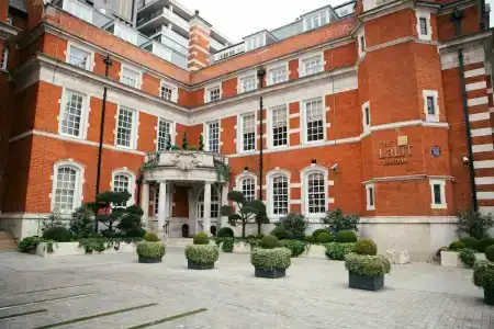 The Lalit London - 13
