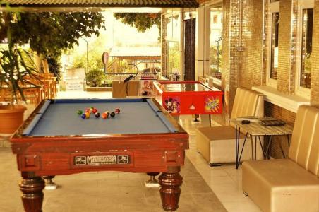 Select Suit & Apart - 18