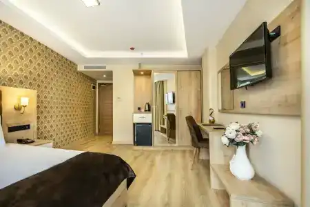 Emin Palace - 20