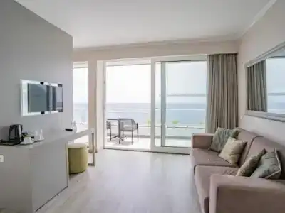 Orca Praia - 45