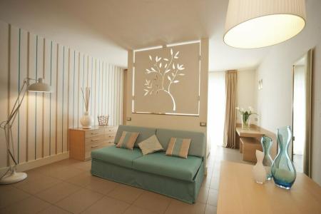 Le Rose Suite - 38