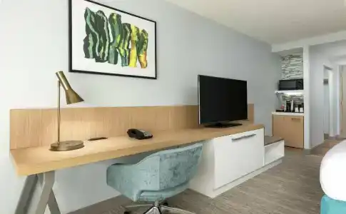 Drury Inn & Suites - 49