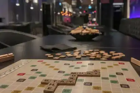 Moxy Frankfurt Airport - 8