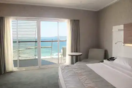 Gold Island - 8