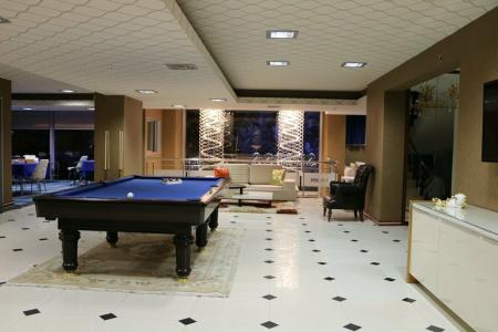 Business Grand - 24