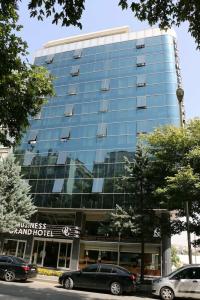 Business Grand - 1